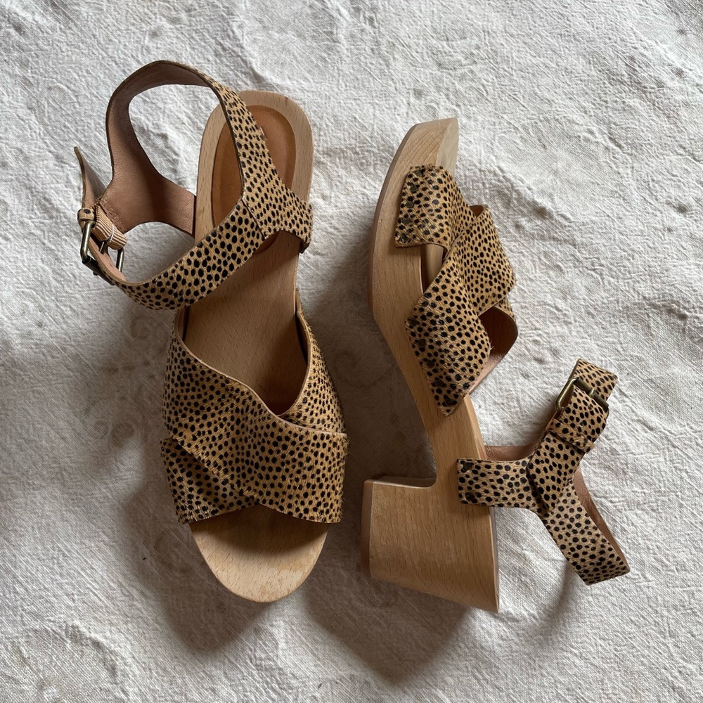 Madewell Clog Sandals - Picture 2 of 9